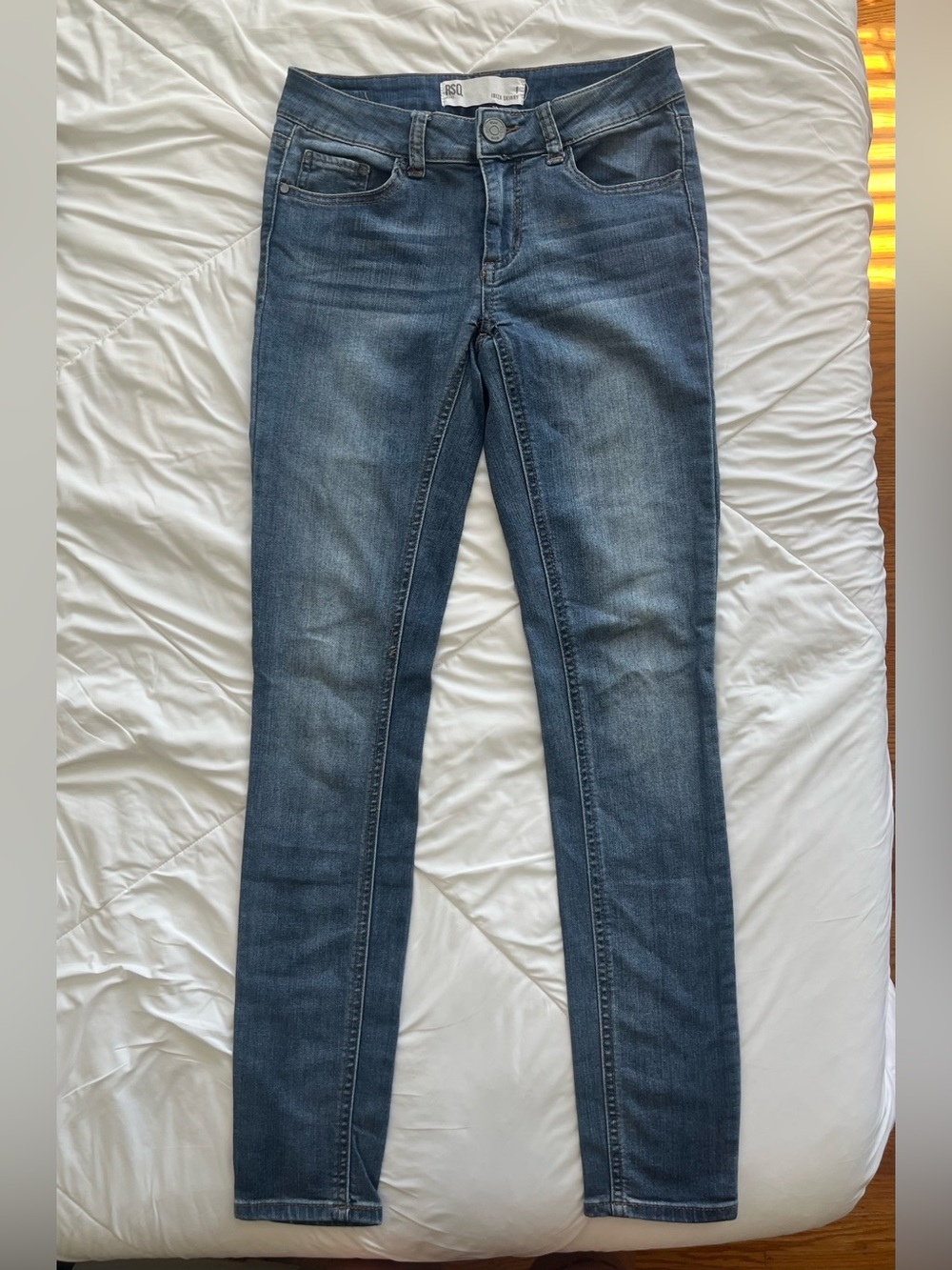 RSQ Women's Medium Wash Skinny Jeans